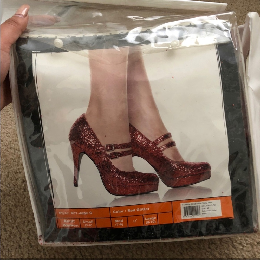 Red sequence heels